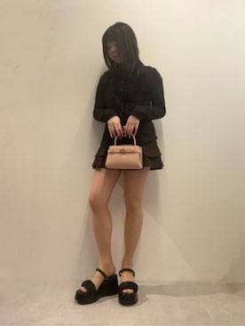 「CHARLES & KEITH（チャールズ & キース）のAubrielle オブリエル トップハンドルバッグ（ハンドバッグ、ピンク系）」を使った、CHARLES & KEITHさん（レディース・160cm）の春コーディネート