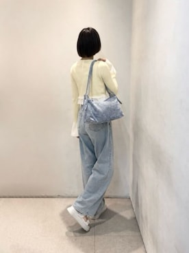 「CHARLES & KEITH（チャールズ & キース）のRey レイ デニム スラウチー ショルダーバッグ（ショルダーバッグ、ブルー系）」を使った、CHARLES & KEITHさん（レディース・160cm）の夏コーディネート