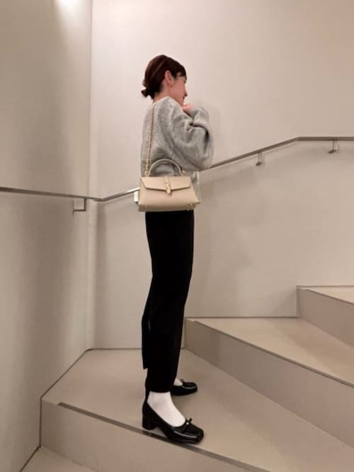 Adalyn アダリン メタリックバックル チェーンストラップ トップ