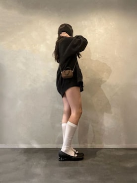 「CHARLES & KEITH（チャールズ & キース）のアイテム（パンプス）」を使った、CHARLES & KEITHさん（レディース・160cm）の秋コーディネート