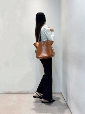 「CHARLES & KEITH（チャールズ & キース）のアイテム（バレエシューズ）」を使った、CHARLES & KEITHさん（レディース・160cm）の春コーディネート