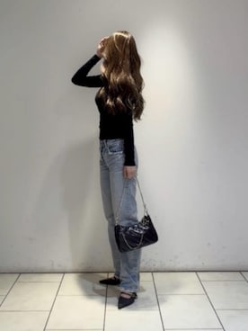 「CHARLES & KEITH（チャールズ & キース）のPhilomena クリンクルエフェクトチェーンストラップ クロスボディバッグ（ボディバッグ/ウエストポーチ、ブラック系）」を使った、CHARLES & KEITHさん（レディース・160cm）の夏コーディネート