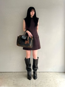 「アイテム（キーケース/キーアクセサリー）」を使った、CHARLES & KEITHさん（レディース・160cm）の秋コーディネート