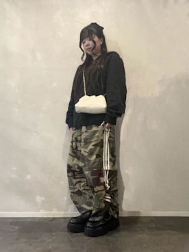 CHARLES & KEITHさんのコーディネート