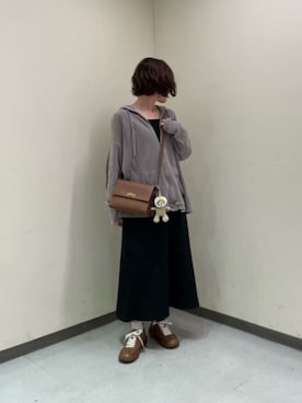 「アイテム（キーケース/キーアクセサリー）」を使った、CHARLES & KEITHさん（レディース・160cm）の冬コーディネート