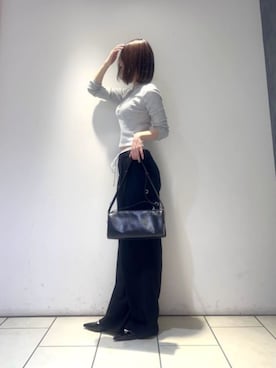 「CHARLES & KEITH（チャールズ & キース）のアイテム（ショルダーバッグ）」を使った、CHARLES & KEITHさん（レディース・160cm）の夏コーディネート