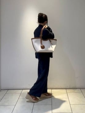 「CHARLES & KEITH（チャールズ & キース）のクロスオーバー エスパドリーユウエッジ（サンダル）」を使った、CHARLES & KEITHさん（レディース・160cm）の春コーディネート