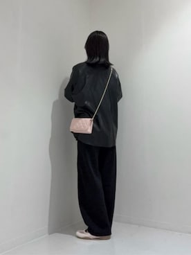 「CHARLES & KEITH（チャールズ & キース）のアイテム（スニーカー）」を使った、CHARLES & KEITHさん（レディース・160cm）の冬コーディネート