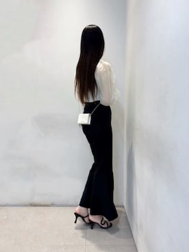 「CHARLES & KEITH（チャールズ & キース）のアイテム（財布）」を使った、CHARLES & KEITHさん（レディース・160cm）の春コーディネート