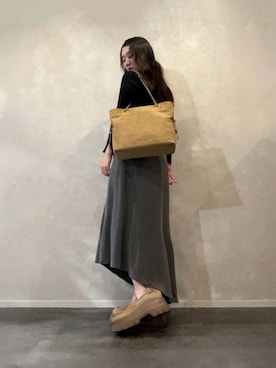 「CHARLES & KEITH（チャールズ & キース）のアイテム（ローファー）」を使った、CHARLES & KEITHさん（レディース・160cm）の秋コーディネート