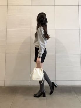 「CHARLES & KEITH（チャールズ & キース）のパテントブロックヒール メリージェーンパンプス（パンプス、ブラック系）」を使った、CHARLES & KEITHさん（レディース・160cm）の春コーディネート