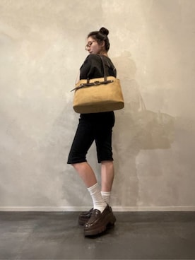 「CHARLES & KEITH（チャールズ & キース）のアイテム（ローファー）」を使った、CHARLES & KEITHさん（レディース・160cm）の秋コーディネート
