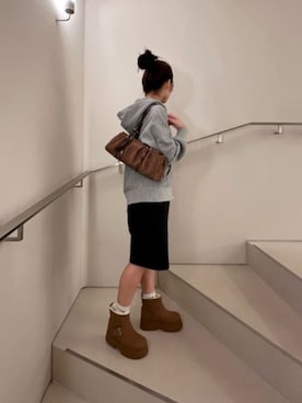 「CHARLES & KEITH（チャールズ & キース）のアイテム（ブーツ）」を使った、CHARLES & KEITHさん（レディース・160cm）の秋コーディネート
