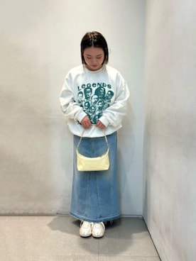 「CHARLES & KEITH（チャールズ & キース）のアイテム（スニーカー）」を使った、CHARLES & KEITHさん（レディース・160cm）の春コーディネート