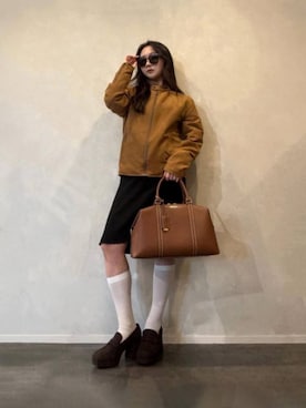 「CHARLES & KEITH（チャールズ & キース）のアイテム（ローファー）」を使った、CHARLES & KEITHさん（レディース・160cm）の秋コーディネート