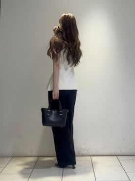 「CHARLES & KEITH（チャールズ & キース）のShania ミニシャニア ダブルハンドルトートバッグ（トートバッグ、ブラック系）」を使った、CHARLES & KEITHさん（レディース・160cm）の夏コーディネート