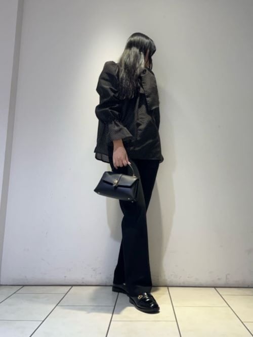 Adalyn アダリン メタリックバックル チェーンストラップ トップ