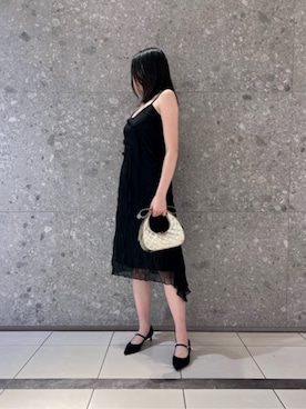 「アイテム（ショルダーバッグ、ゴールド系）」を使った、CHARLES & KEITHさん（レディース・160cm）の秋コーディネート