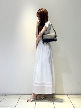 「CHARLES & KEITH（チャールズ & キース）のカットオフ スクエアトゥ ヒールミュール（サンダル、ホワイト系）」を使った、CHARLES & KEITHさん（レディース・160cm）の夏コーディネート