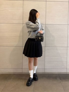 「CHARLES & KEITH（チャールズ & キース）のアイテム（ローファー）」を使った、CHARLES & KEITHさん（レディース・160cm）の秋コーディネート