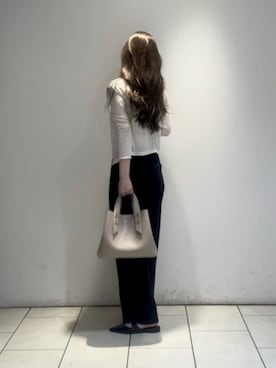 「CHARLES & KEITH（チャールズ & キース）のアイテム（トートバッグ）」を使った、CHARLES & KEITHさん（レディース・160cm）の夏コーディネート