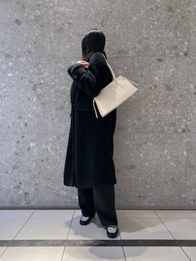 「CHARLES & KEITH（チャールズ & キース）のアイテム（ローファー）」を使った、CHARLES & KEITHさん（レディース・160cm）の冬コーディネート