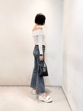 「CHARLES & KEITH（チャールズ & キース）のEdna エドナ バケツバッグ（ショルダーバッグ、ブラック系）」を使った、CHARLES & KEITHさん（レディース・160cm）の夏コーディネート