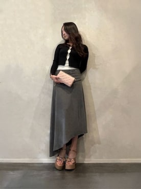 「アイテム（財布）」を使った、CHARLES & KEITHさん（レディース・160cm）の秋コーディネート