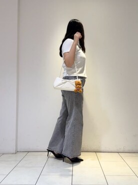「CHARLES & KEITH（チャールズ & キース）のアイテム（キーケース/キーアクセサリー）」を使った、CHARLES & KEITHさん（レディース・160cm）の春コーディネート