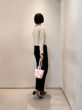 CHARLES & KEITHさん（レディース・160cm）の春コーディネート