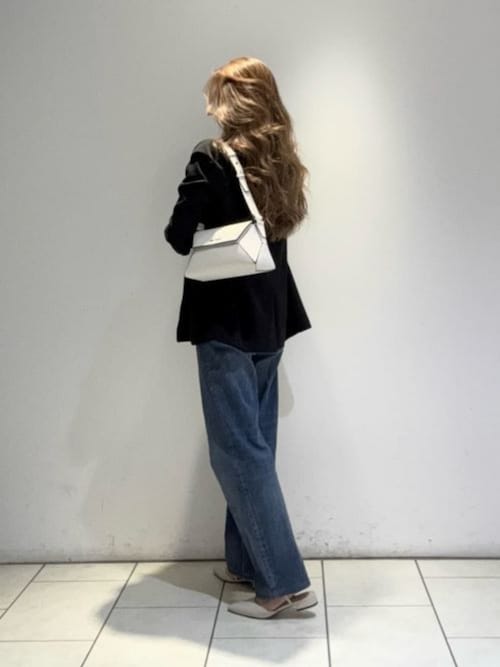 Nasrin ナスリン ジオメトリックショルダーバッグ （Black） CHARLES & KEITH Nasrin ナスリン ジオメトリックショルダーバッグ
