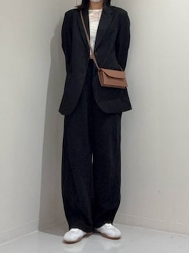 「CHARLES & KEITH（チャールズ & キース）のアイテム（スニーカー）」を使った、CHARLES & KEITHさん（レディース・160cm）の春コーディネート