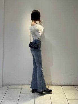 「アイテム（財布）」を使った、CHARLES & KEITHさん（レディース・160cm）の秋コーディネート