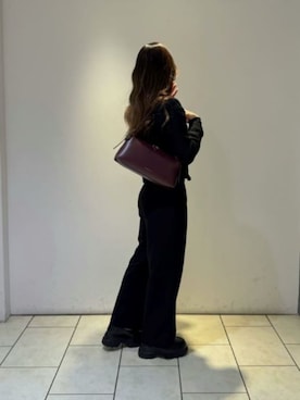 「CHARLES & KEITH（チャールズ & キース）のアイテム（ローファー）」を使った、CHARLES & KEITHさん（レディース・160cm）の秋コーディネート
