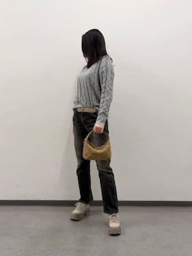 「CHARLES & KEITH（チャールズ & キース）のアイテム（スニーカー）」を使った、CHARLES & KEITHさん（レディース・160cm）の春コーディネート
