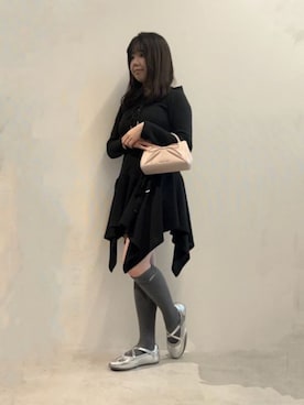 「CHARLES & KEITH（チャールズ & キース）のアイテム（スニーカー）」を使った、CHARLES & KEITHさん（レディース・160cm）の春コーディネート