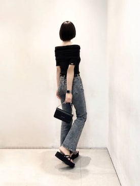 「CHARLES & KEITH（チャールズ & キース）のLane レーン ハンドルウォレット（財布、ブラック系）」を使った、CHARLES & KEITHさん（レディース・160cm）の夏コーディネート