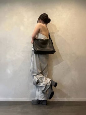 「CHARLES & KEITH（チャールズ & キース）のアイテム（パンプス）」を使った、CHARLES & KEITHさん（レディース・160cm）の秋コーディネート
