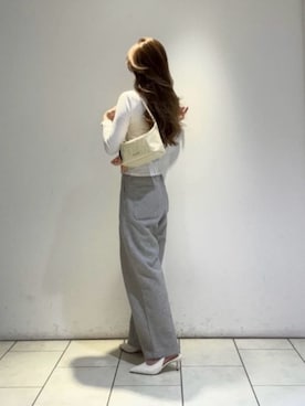 「CHARLES & KEITH（チャールズ & キース）のアイテム（キーケース/キーアクセサリー）」を使った、CHARLES & KEITHさん（レディース・160cm）の春コーディネート