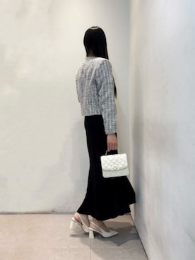 「CHARLES & KEITH（チャールズ & キース）のポインテッドトゥ スリングバックパンプス（パンプス、ホワイト系）」を使った、CHARLES & KEITHさん（レディース・160cm）の春コーディネート