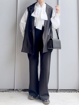 「GeeRA（ジーラ）のオンオフ着られる！洗えるイージーケアボリュームボウタイリボンブラウス（シャツ/ブラウス、ホワイト系）」を使った、m♡ao*さん（レディース・152cm）の春コーディネート