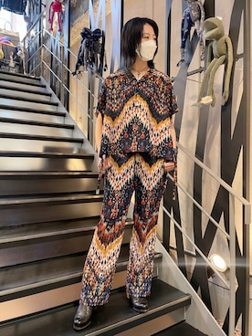 「柄シャツ」｜なべさん（レディース・161cm）の春コーディネート