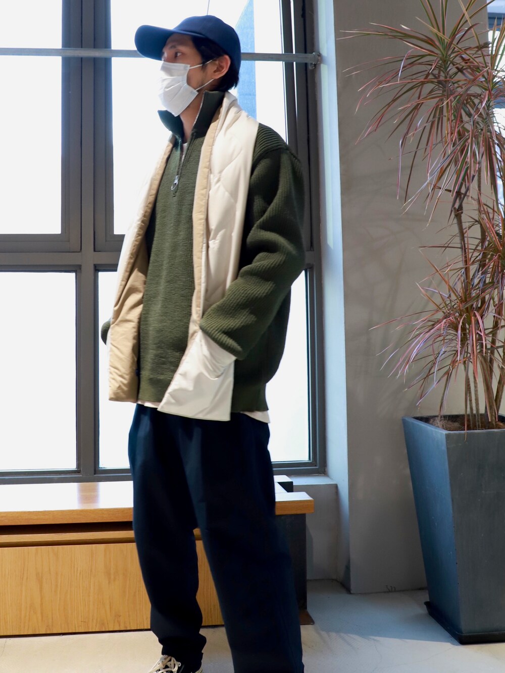 「ootd、街头搭配、休闲、日系极简、oversize、converse、通勤穿搭」｜「THE NORTH FACEのVT GORE-TEX CAP（キャップ、ブラック系）」を使った、SUPER_CUBさん（メンズ・174cm）の秋コーディネートの1枚目の写真
