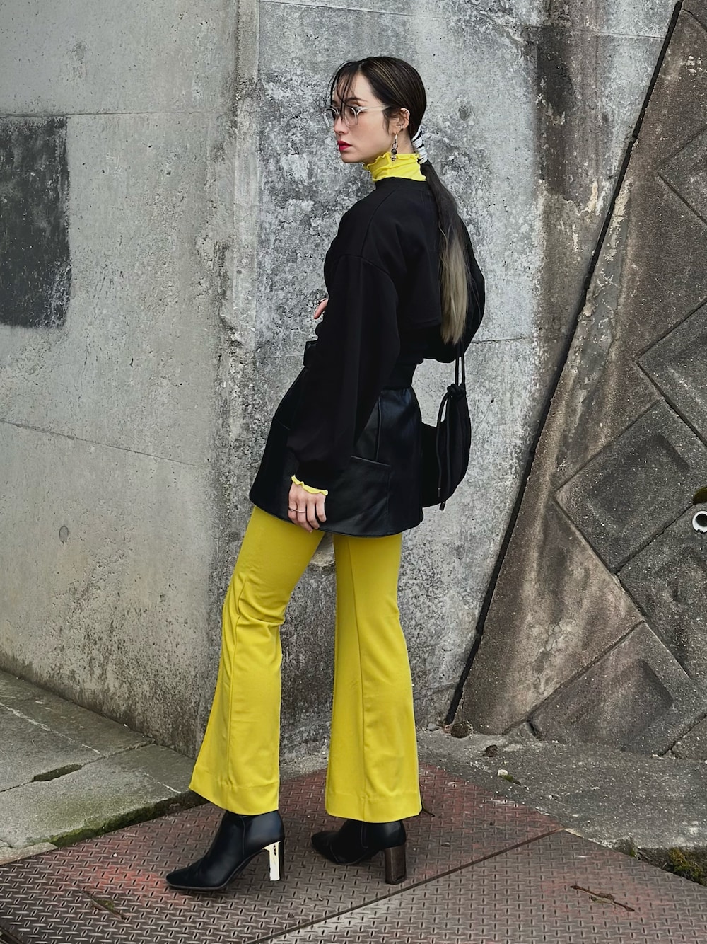 薬師丸ひろ子 レコード型壁掛け時計 クォーツ時計 最新 ORIENT