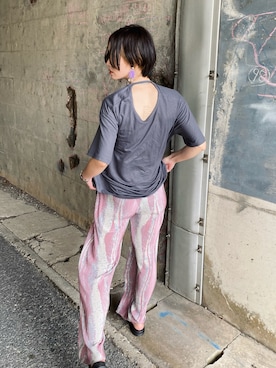 「おおぶりピアス」｜「アイテム（Tシャツ/カットソー）」を使った、IMOKOさん（レディース・170cm）の夏コーディネート