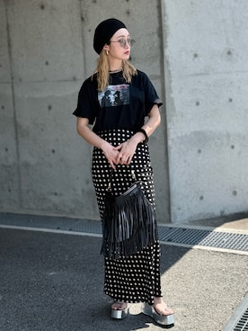 「SIDEWAY STANCE（サイドウェイスタンス）の【IMOKO】フォトプリント 半袖Tシャツ（Tシャツ/カットソー、ブラック系）」を使った、IMOKOさん（レディース・170cm）の春コーディネート