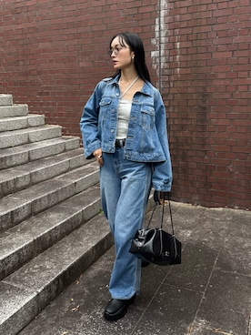 「Bella lume（ベッラルーメ）の【Bella Lume(ベッラルーメ)】フィットスニーカーブーツ（ブーツ）」を使った、IMOKOさん（レディース・170cm）の秋コーディネート