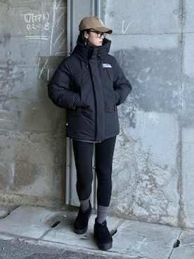 「アイテム（レギンス/スパッツ）」を使った、IMOKOさん（レディース・170cm）の冬コーディネート