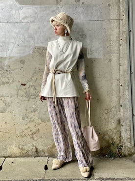 「shopnikoniko（ショップニコニコ）の巾着ショルダーバッグ 巾着型（ショルダーバッグ）」を使った、IMOKOさん（レディース・170cm）の冬コーディネート