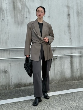 「アイテム（ヘアアクセサリー）」を使った、IMOKOさん（レディース・170cm）の秋コーディネート